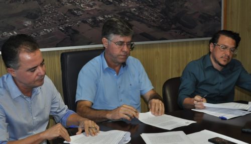 Prefeituras firmam convênio para execução do projeto Inclusão Digital para Melhor Idade