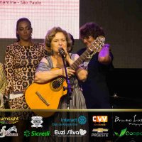 Glamour (205) Copy_Easy Resize.com