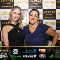 Glamour (218) Copy_Easy Resize.com