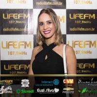 Glamour (221) Copy_Easy Resize.com