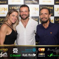 Glamour (233) Copy_Easy Resize.com