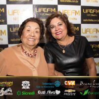 Glamour (236) Copy_Easy Resize.com