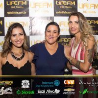 Glamour (242) Copy_Easy Resize.com