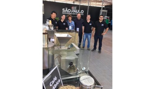 Apta de Adamantina participa da Agrishow e destaca cultura do maracujá