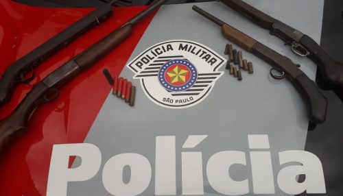 Denúncia leva a apreensão de 04 armas pela Polícia Militar em Adamantina e duas pessoas foram detidas