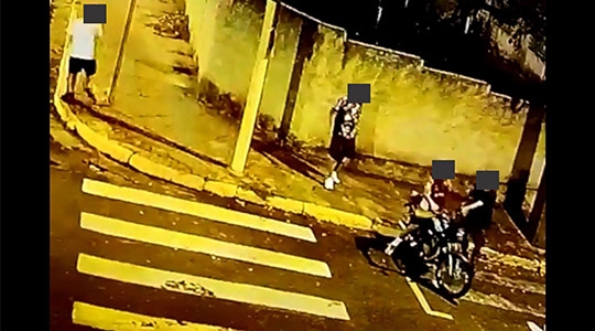 Ladrões tentam furtar moto no centro de Adamantina e um homem é preso em flagrante pela PM