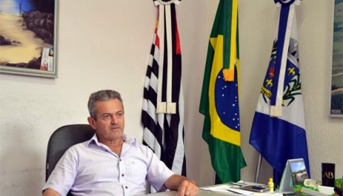 Prefeito de Inúbia Paulista veta projeto de reposição do próprio salário
