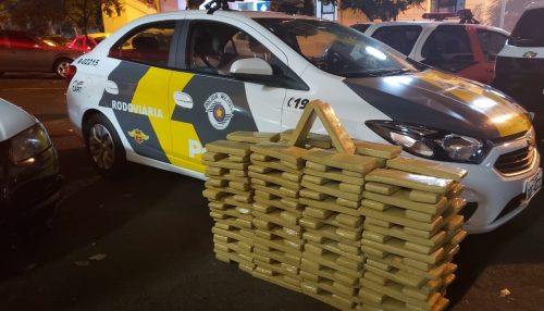 Polícia Rodoviária apreende 176 kg de maconha em veículo pela SP-270 em Presidente Prudente
