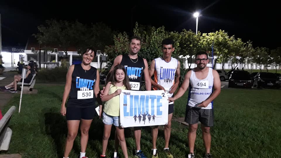 Equipe Team No Limit de Osvaldo Cruz participa da Corrida Noturna do Junifai 2019