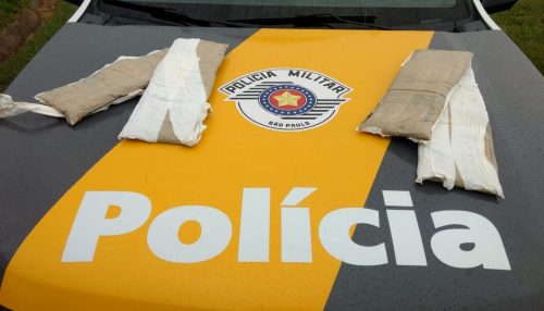 Casal de bolivianos é preso portando cocaína na cintura embaixo das roupas