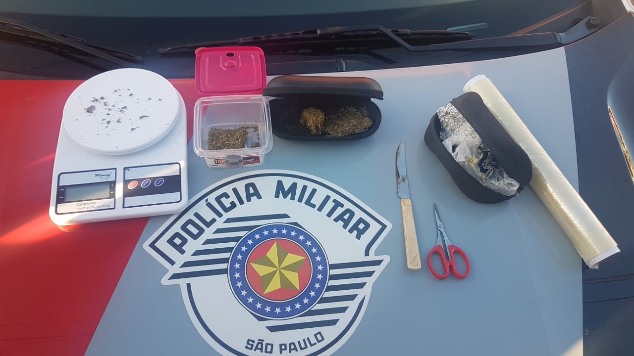 Polícia Militar prende dois traficantes e apreende porções de maconha em Lucélia