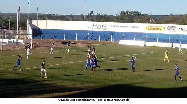 Com gols de estreante, Osvaldo Cruz FC bate o Bandeirante por 2 a 0 em casa