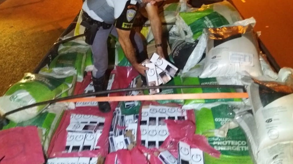 Polícia Rodoviária apreende 350 mil maços de cigarros contrabandeados em Dracena