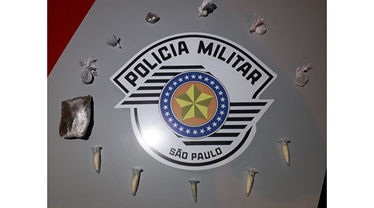 Polícia Militar de Adamantina prende homem por tráfico de drogas próximo a escola infantil