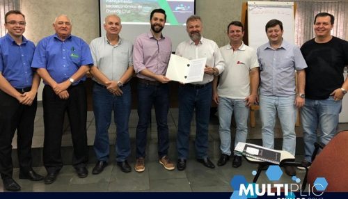 Multiplic conquista assinatura de contrato para desenvolvimento do plano socioeconômico de OC