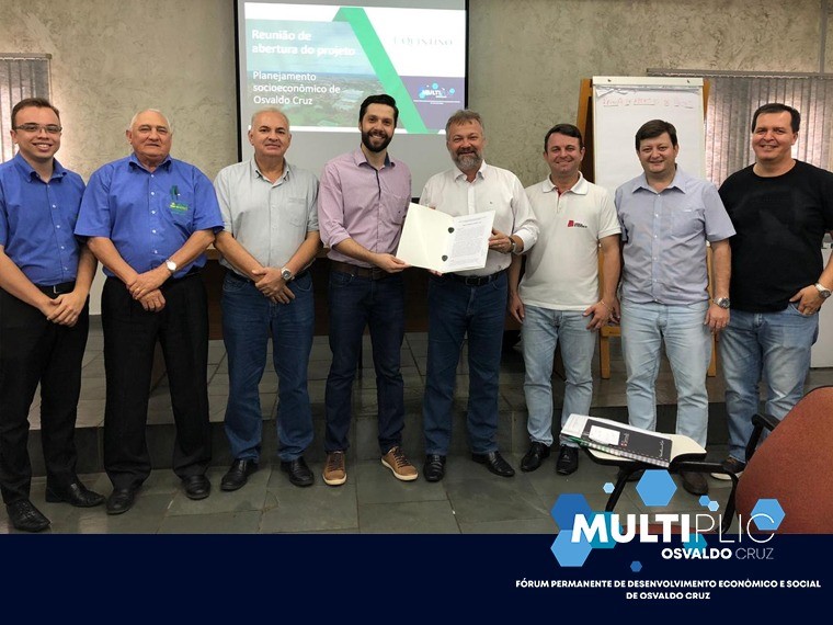 Multiplic conquista assinatura de contrato para desenvolvimento do plano socioeconômico de OC