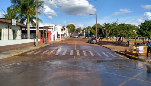 Prefeitura de Adamantina executa troca de tubulação na Alameda Padre Nóbrega