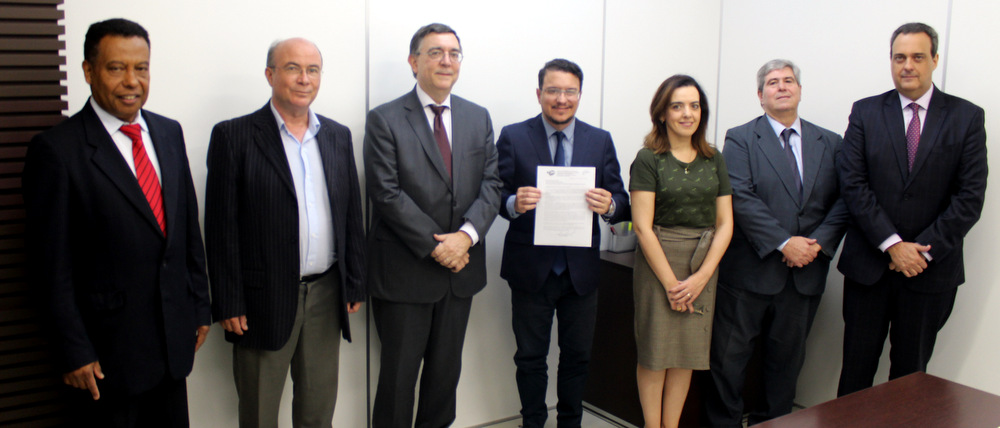 Reitor da UniFAI discute parcerias com a Escola Superior do Ministério Público