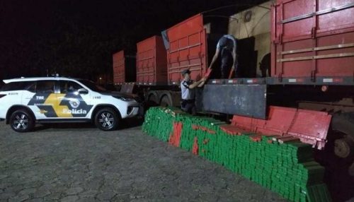 Polícia Rodoviária apreende carreta “recheada” com quase uma tonelada de maconha na SP-294