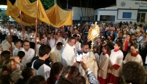 Adamantina celebra o feriado de Corpus Christi