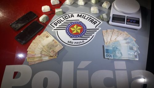 Polícia Militar de Adamantina usa serviço de inteligência para combater o tráfico e prende três pessoas