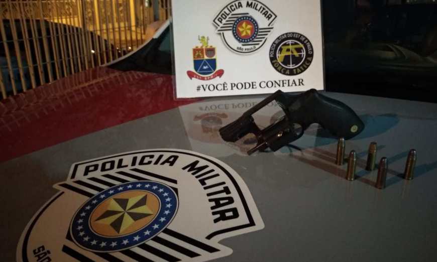 Homem é detido pela Força Tática com revólver furtado em São Paulo em 1995