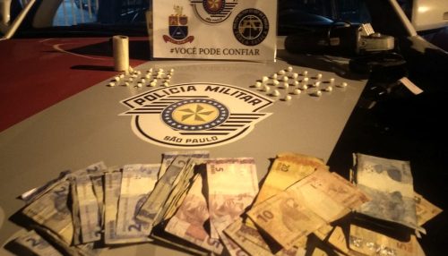 Homem é preso com 23 porções de cocaína e 25 pedras de crack, em Junqueirópolis