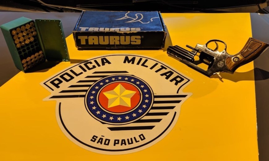 Polícia Rodoviária apreende revólver e munições durante abordagem a ônibus