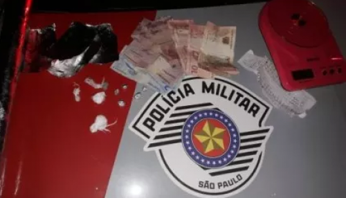 Polícia prende dupla de traficantes em Lucélia, após venda de crack para ocupantes de um Verona de Osvaldo Cruz