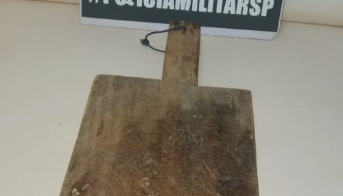 Criança de um ano morre ao ser golpeada pela própria avó com uma tábua de carne