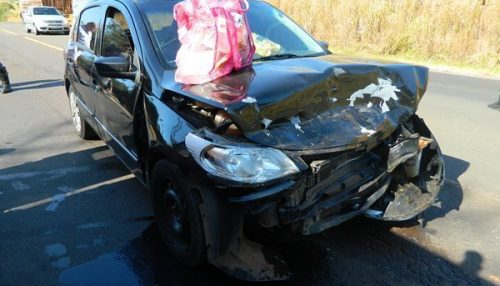 Duas mulheres ficam feridas em acidente na SP-294 em Flórida Paulista