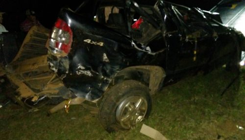 Pai morre e filha de 22 anos fica gravemente ferida em acidente no início da noite deste sábado