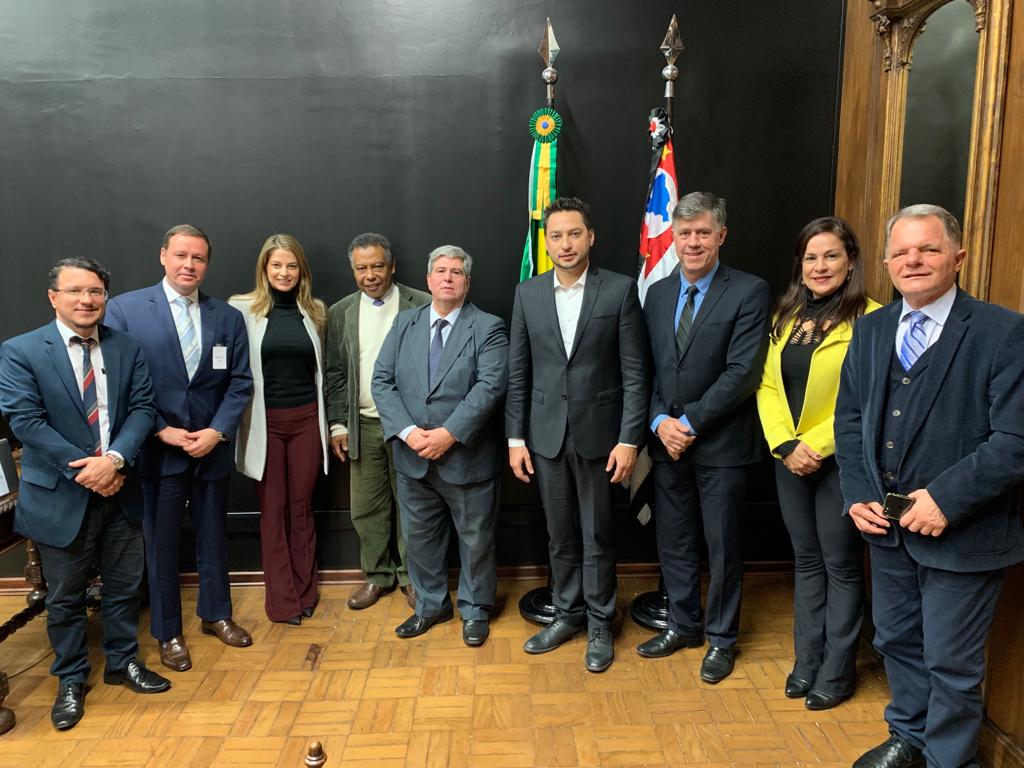 Prefeito de Adamantina de reúne com representantes do Governo do Estado e Ministério Público de São Paulo