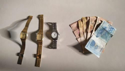 Dupla amarra idoso em cadeira, em Irapuru, comete roubo e é detida em PP