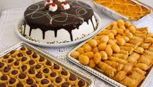 Feira de sobremesas da Casa da Amizade em Adamantina neste sábado - 10