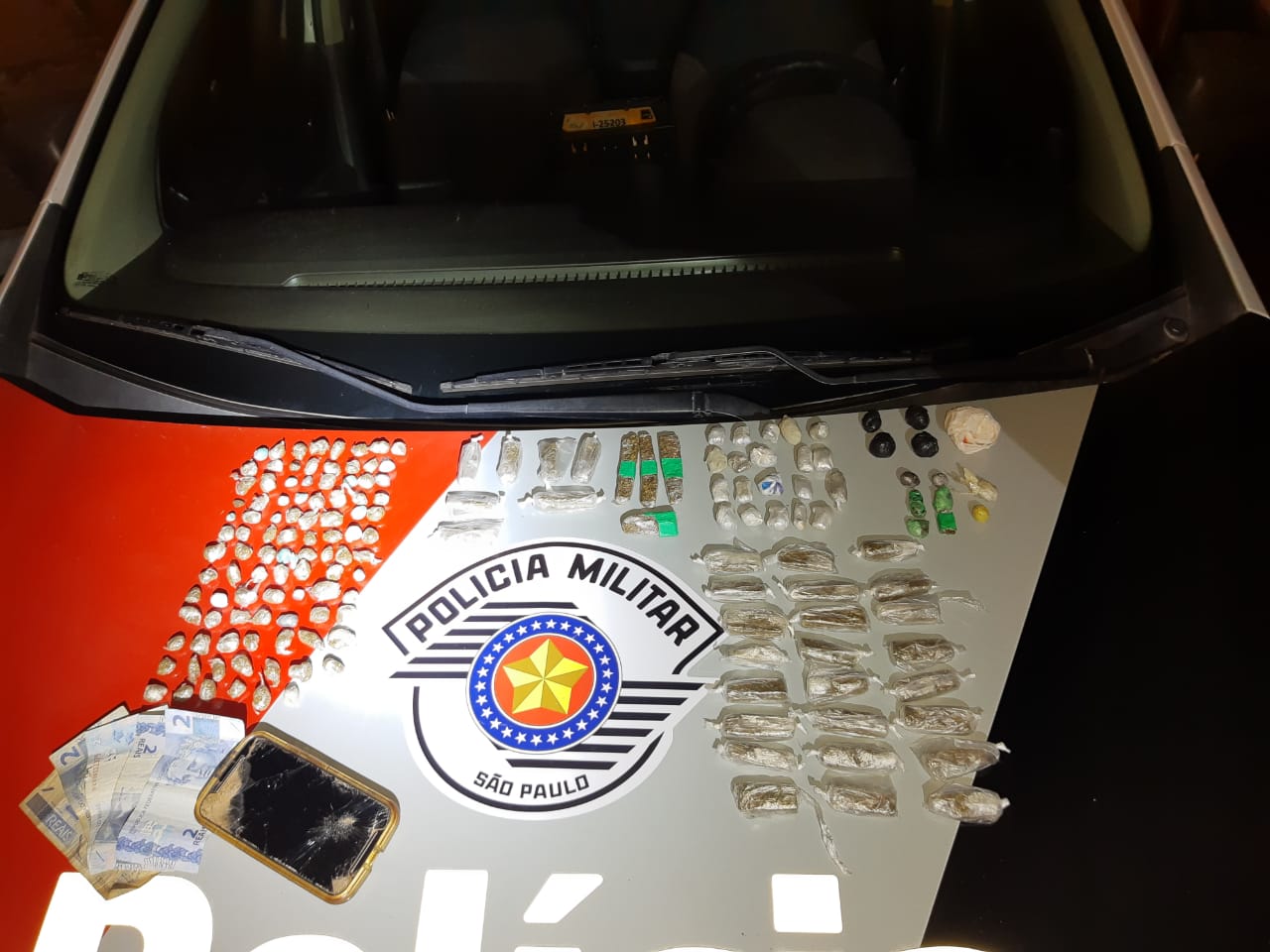 Homem é preso pela Polícia Militar por tráfico de drogas em Adamantina