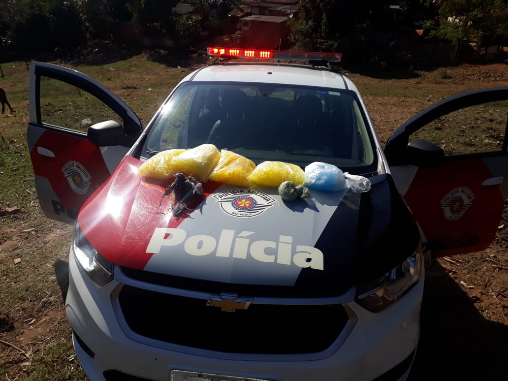 Polícia Militar apreende drogas em Pompéia