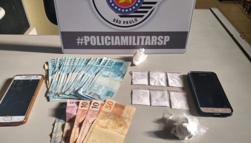 Duas mulheres e um homem são presos pela Polícia Militar em Adamantina por tráfico de drogas