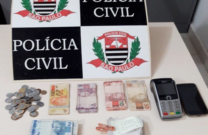 Polícia Civil apreende máquinas de apostas, anotações e dinheiro do “jogo do bicho” em Pacaembu