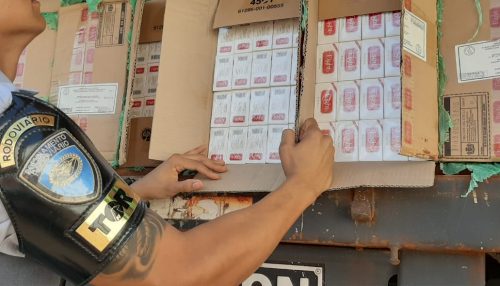 Polícia Rodoviária apreende 400.000 maços de cigarros contrabandeados pela Rodovia Brigadeiro Eduardo Gomes