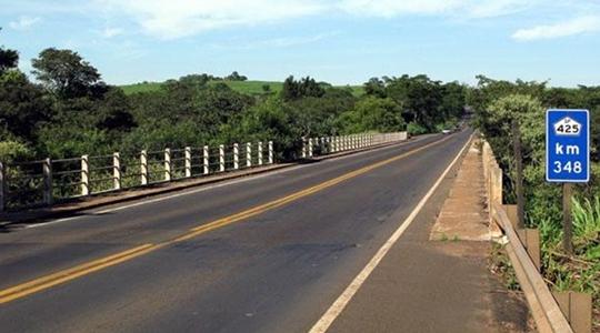 Ponte sobre o Rio Aguapeí entre Santópolis e Iacri será interditada a partir desta terça-feira (10)