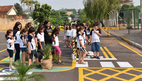 Conscientização das crianças é foco da Semana Nacional do Trânsito realizada em Adamantina