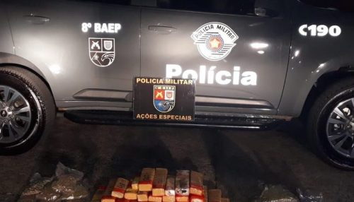 BAEP prende duas mulheres com 28 kg de maconha em ônibus