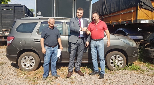 Veículo apreendido em operação contra o tráfico de drogas será utilizado pelo Lar dos Velhos