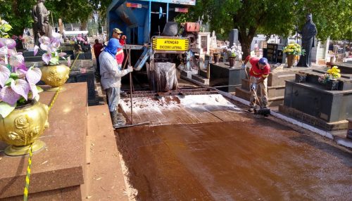 Secretaria de Obras de Adamantina executa melhorias no cemitério municipal