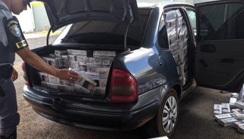 Polícia Rodoviária apreende veículo com carga de cigarros contrabandeados do Paraguai