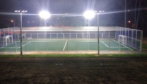 Quadra de Futebol Society de Adamantina já pode ser reservada para o Período Noturno