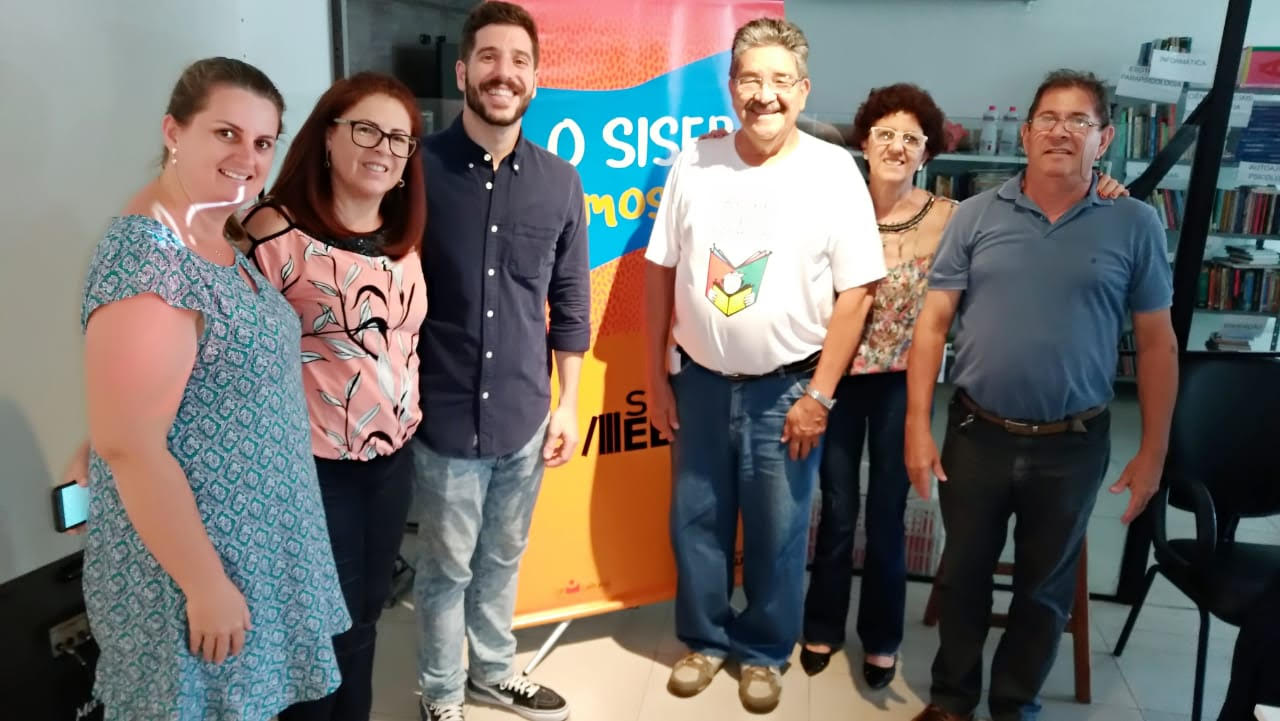 Biblioteca Municipal de Adamantina participa de capacitação em Marília