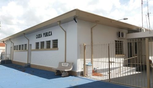 Oito homens são presos em Adamantina por praticarem violência contra mulheres