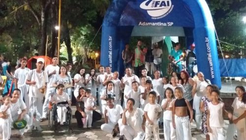Grupo de Capoeira Estrela da Barra comemora o mês nacional da Consciência Negra em Adamantina